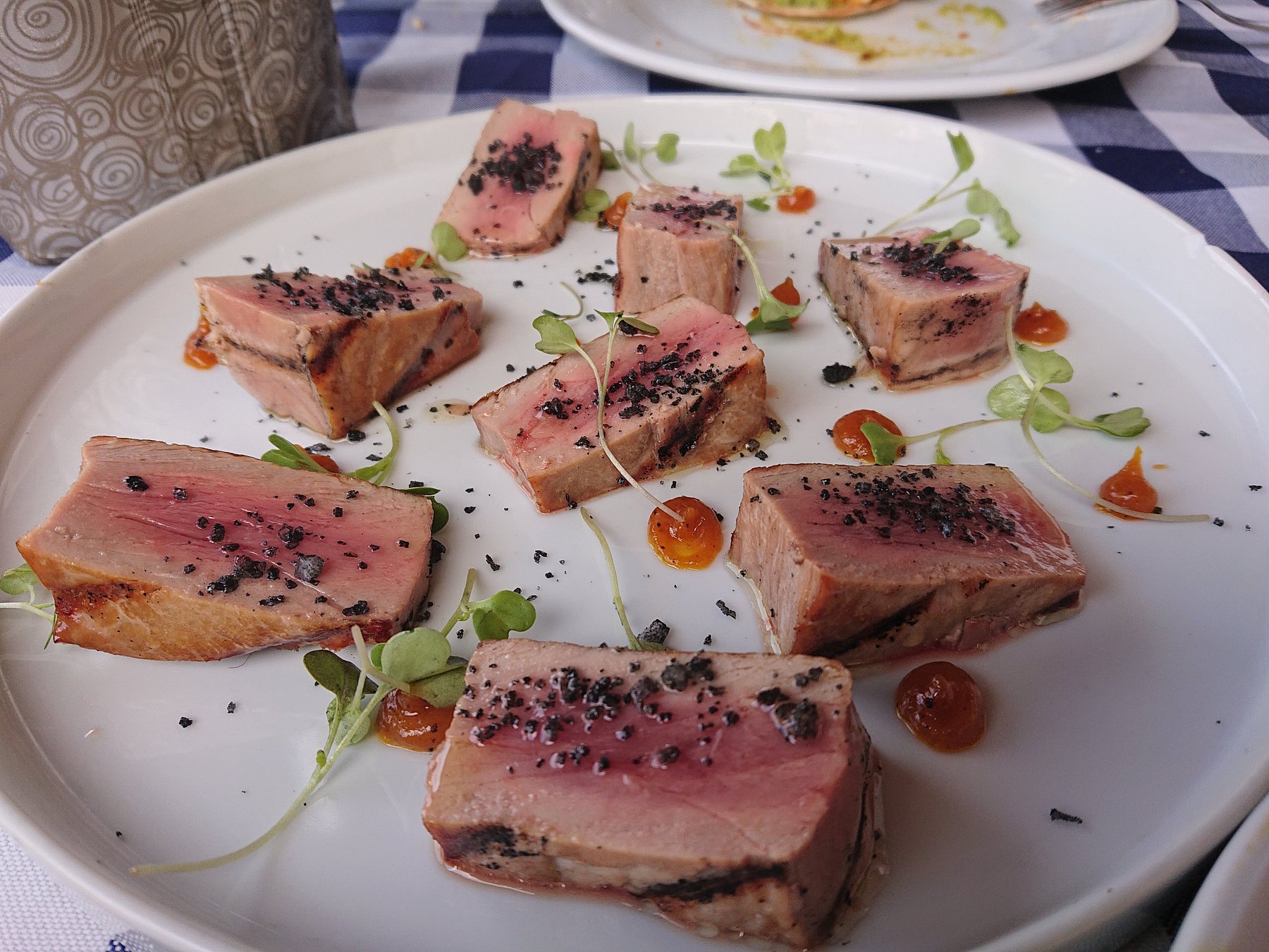 Atún rojo del Mediterráneo marcado a la brasa